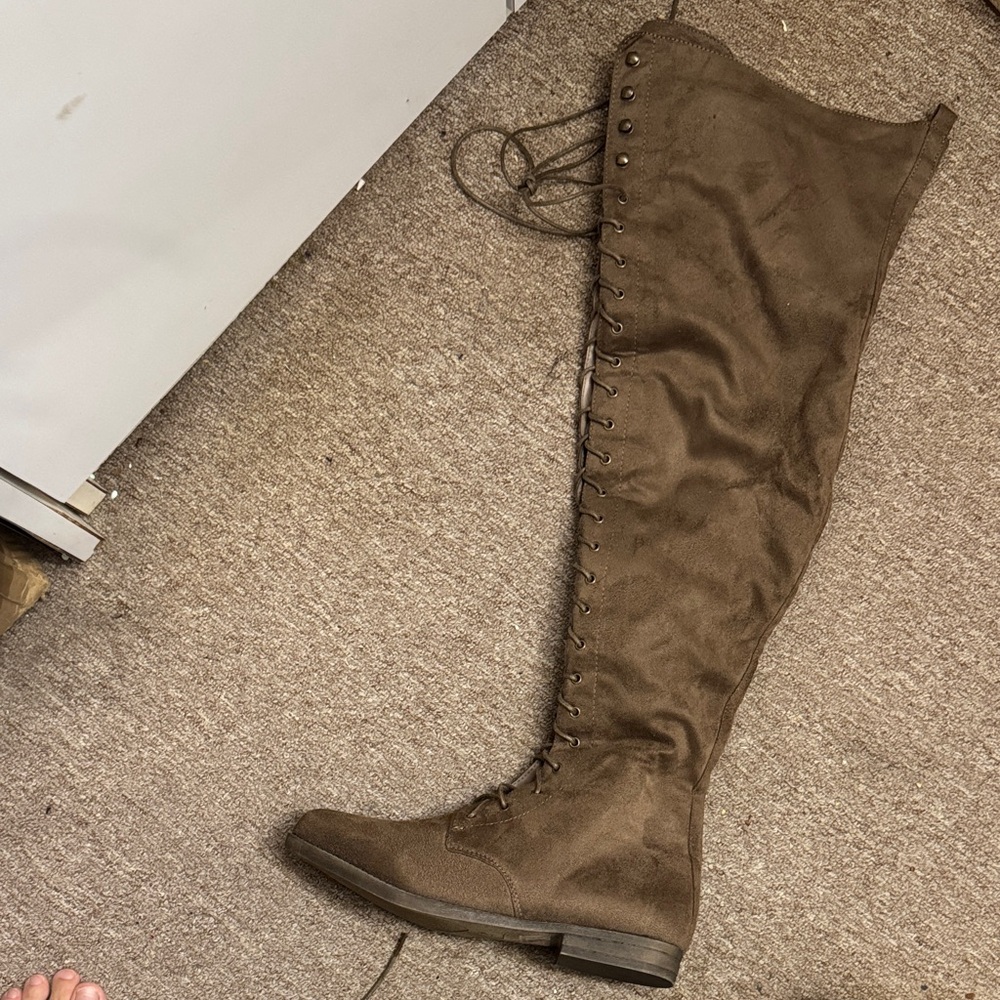 Over-the-Knee Lace-Up Women's Boot in Brown